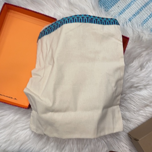 Women’s Tory Burch Miller sandal - Picture 7 of 9